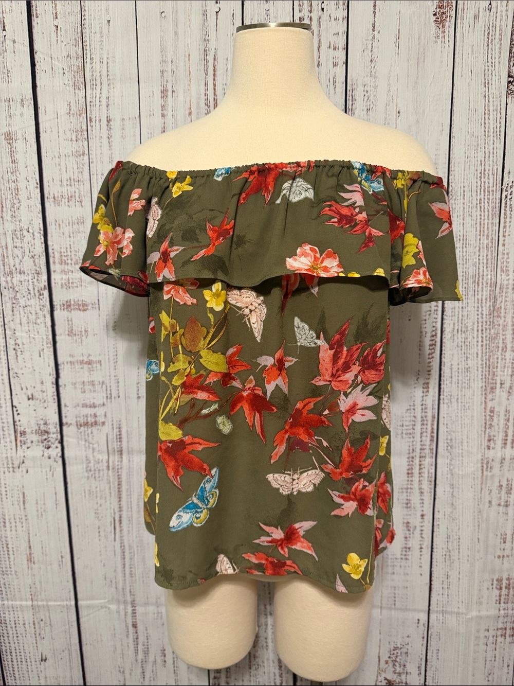 Maeve by Anthropologie Olive Cold-Shoulder Floral & Butterfly Ruffle Top - Picture 4 of 7